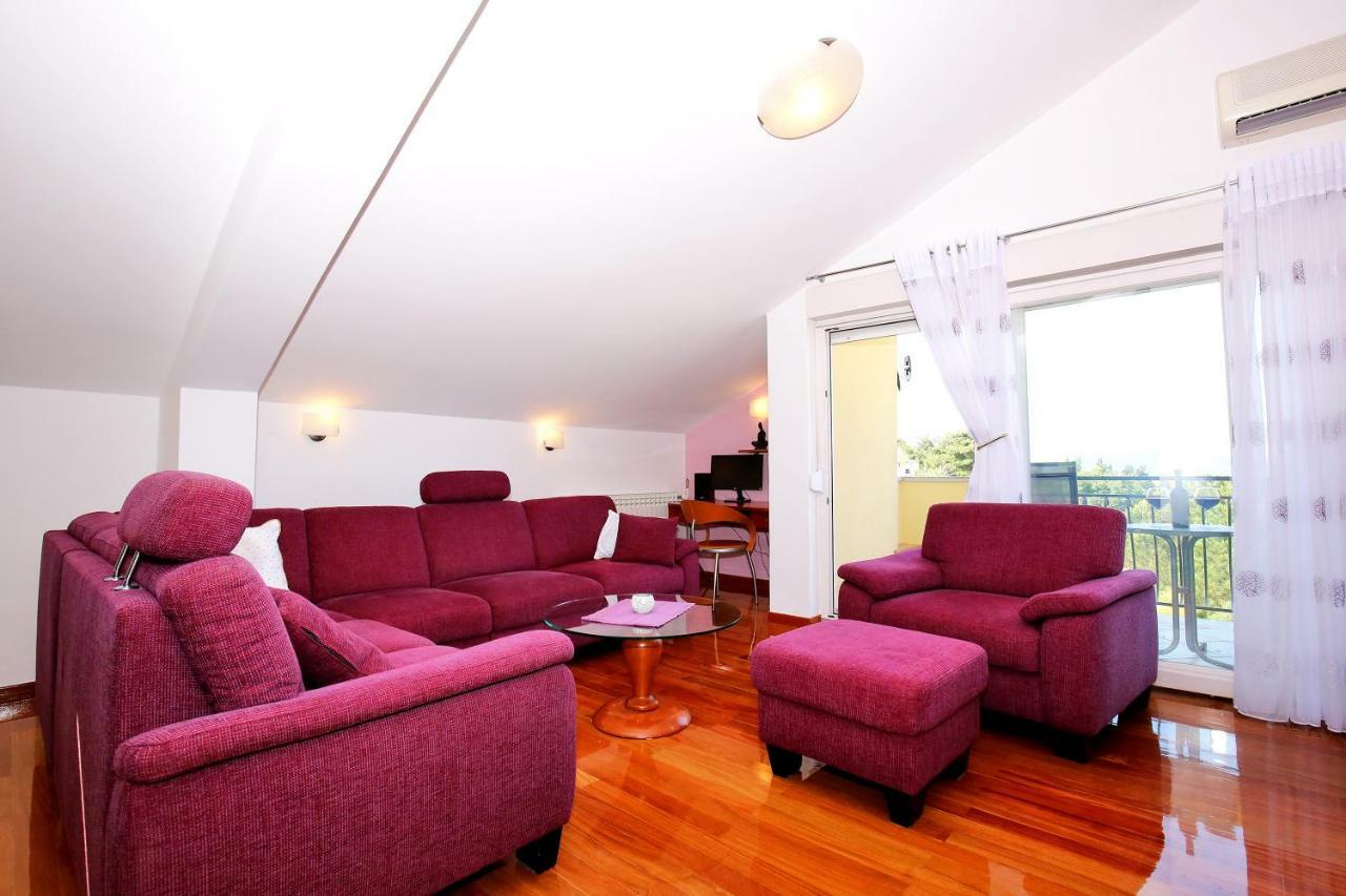 Apartment Apartman Dekorti