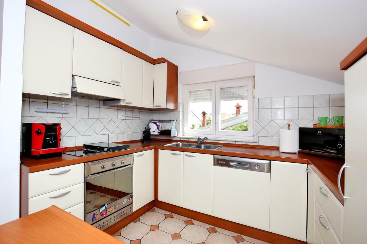 Apartman Dekorti Apartment *